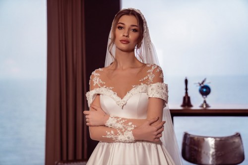 https://elisebride.ro/images/stories/virtuemart/product/VWD-SL08       (1).jpg